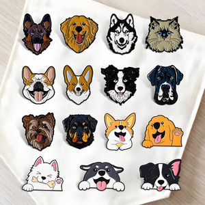 Pin de solapa de alta calidad personalizado de fábrica lindos perros gatos chapado en oro Aleación de Zinc Pines de Metal encantos de esmalte Pin de solapa personalizado - Product Image 1