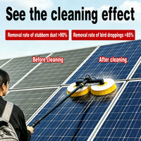 Brosse de nettoyage solaire à double tête, nettoyeur de panneaux photovoltaïques électrique en gros, équipement de nettoyage solaire à perche télescopique