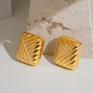 2024 Dazan nuovo caldo oro placcato 18k ipoallergenico in acciaio inox Vintage quadrato pane orecchini ballerino Gypsy <span class=keywords><strong>gioielli</strong></span> - Product Image 3