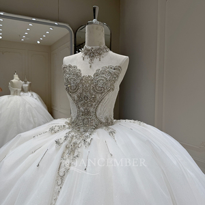 Robe de mariée princesse en tulle scintillant ornée de cristaux, sans bretelles, couleur ivoire, avec longue traîne, modèle Jancember - Product Image 2