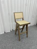 Nouveau design de luxe populaire pour l'intérieur salle à manger cuisine cadre en bois tabouret de bar en rotin tressé chaise de comptoir sans bras