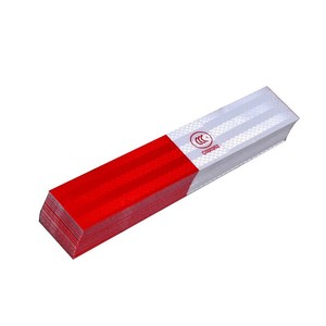 Ruban réfléchissant PVC haute visibilité rouge et blanc |   Étiquette d'avertissement de sécurité imperméable à l'eau à forte adhérence pour voitures et camions - Product Image 6