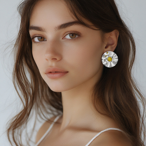 Hoa tai bạc chất lượng cao mạ vàng với kẹp tai phong cách tinh tế và hợp thời trang không có lỗ - Product Image 2