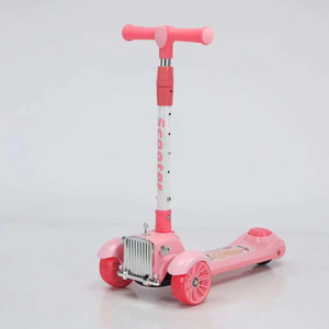 Venta directa de fábrica Paseo a pie Tres 3 ruedas Kick Juguete para niños pequeños Bebé Niño Niños Scooter - Product Image 4