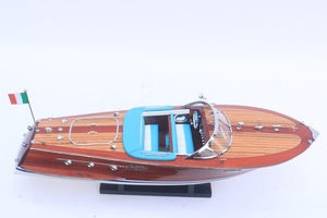 Barcos Decorativos de Madera RIVA ARISTON Europeos con Casco Blanco, Hechos a Mano con Madera Pulida de Alta Calidad, Arte y Coleccionismo para el Hogar, GIA NHIEN - Product Image 5