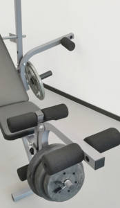 Banc de musculation multifonctionnel avec support pour barre et développateur de jambes - Banc de gym réglable inclinable et déclinable - Product Image 4