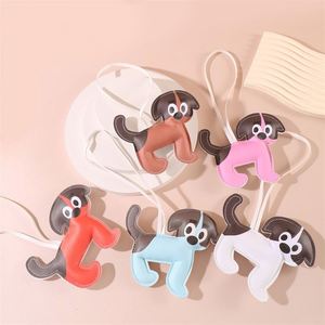 Porte-clés en cuir PU pour chien, pendentif tridimensionnel mignon pour sac ou voiture, petit cadeau - Product Image 1