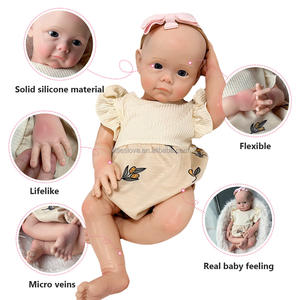 Boneca Reborn de <span class=keywords><strong>Silicone</strong></span> Sólido para Bebê Menina, Lavável, Esticável, Pintada, 45cm, Realista, Macia e Pesada - Product Image 2