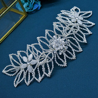 Appliques de robe haut de gamme en perles argentées et strass en cristal, accessoires pour coiffure et décoration de robe