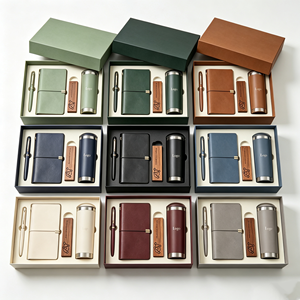 Set de Regalo de Oficina Personalizado en Cuero PU con Cuaderno, Bolígrafo, Tarjetero de Madera, Impresión Personalizada para Kit de Bienvenida de Empleados - Product Image 1