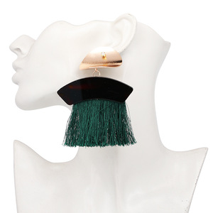 Pendientes de borla de algodón estilo bohemio al por mayor para mujer joyería llamativa de araña de moda - Product Image 1