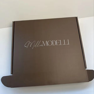 Boîtes d'expédition de vêtements personnalisées avec logo blanc, boîtes en papier biodégradables, boîtes pliables pour l'envoi postal, emballages pour cadeaux - Product Image 4