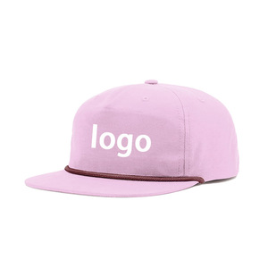 Gorra Unisex de Algodón Blanco con Cierre a Presión, Logotipo en el Panel Frontal, Talla Ajustable, Estilo Casual, Gorra de 5 Paneles para las Cuatro Estaciones - Product Image 3