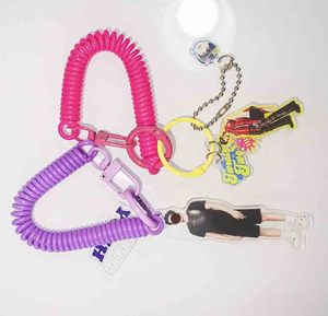 Custom DIY Anime-Style UV Printed Acrylic Keyholder Personalized Digital Photo Keychain Plastic Keychain Durable Cartoon