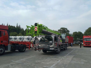 Grue montée sur <span class=keywords><strong>camion</strong></span> ZTC250V452 à commande intelligente pour les entreprises de <span class=keywords><strong>location</strong></span> – Système intelligent pour l'ingénierie et la <span class=keywords><strong>location</strong></span> - Product Image 6