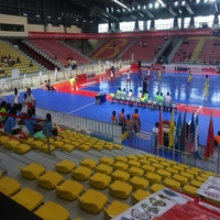 Système de sièges télescopiques rétractables JY-706 pour terrain de basket-ball, gymnase intérieur, stade, gradins pliants