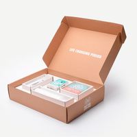 Boîte d'expédition personnalisée en carton ondulé recyclé et écologique pour kit de coupe menstruelle, emballage de crème pour le visage, boîte d'expédition pour l'hygiène féminine