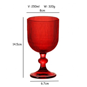 Ensemble de verres à martini vintage côtelés Art Déco, verres à champagne uniques pour bar à cocktails. Utilisé pour les dîners - Product Image 5