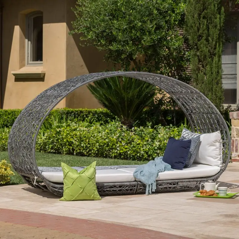 شكل دائري يكر سرير النهار في الهواء الطلق سرير شمسي فناء حديقة الروطان سرير النهار
