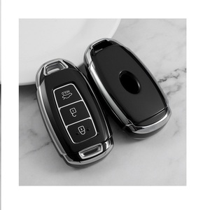 Housse de <span class=keywords><strong>clé</strong></span> en TPU à 3/4/5 boutons et garniture argentée pour <span class=keywords><strong>Hyundai</strong></span> Tucson L/Sonata-Étui de protection anti-rayures avec crochet - Product Image 1