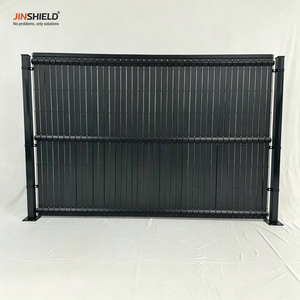 Clôture de Confidentialité Triangulaire en PVC Enduit Durable, <span class=keywords><strong>Grillage</strong></span> Métallique Courbé 3D pour la Sécurité des Jardins Résidentiels - Product Image 1