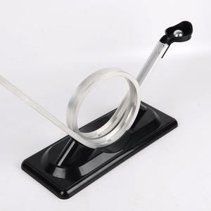Dispositivo de Demostración de Movimiento Centrífugo para Física de Secundaria y Ciencias de Primaria, Montaña Rusa - Product Image 2