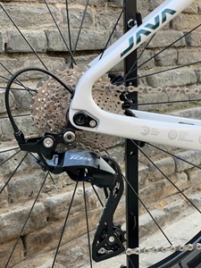 Vélo de route en fibre de carbone FUOCO6 TOP 105 2025, 24 vitesses, freins à disque, cadre UCI 700C, vélo de route FUOCO - Product Image 6
