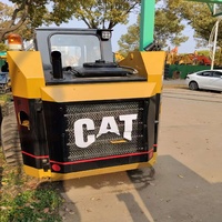 Gebrauchter CAT 246D Kompaktlader Caterpillar 246D Kompakt-Radlader mit Anbaugeräten zum Verkauf