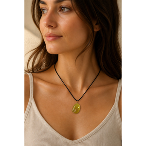 Kalung Liontin Batu Permata Berlapis Kawat dengan Spiral Emas, 6 Varietas Kristal, Tali Hitam, Perhiasan Boho - Product Image 5