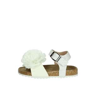 Sandalias para Niña Gaelle Paris, Blancas y Azul Claro, Planas con Detalle de Flor - Product Image 1