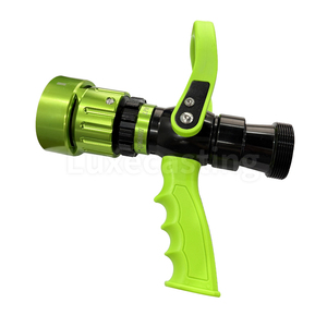 Lance d'incendie flexible en alliage d'aluminium Luxecasting DN25-DN65 pour les incendies d'hydrocarbures et de solvants polaires - Product Image 1