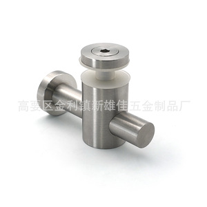 Soporte de pared para escaleras de acero inoxidable Xin Xiong Jia 304 en forma de L para barandillas en escaleras con base de hormigón - Product Image 2