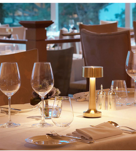 Không dây đèn nhôm oxy hóa dẫn nhà hàng 5200mAh kim loại không dây bảng đèn cảm ứng Loại vô cấp mờ - Product Image 6