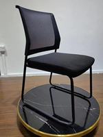 Chaise de conférence ergonomique empilable pour formation de personnel de bureau, avec cadre monobloc en PP injecté, maille respirante et haute élasticité, MOQ 5