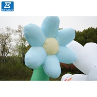 Lapin géant à fleurs gonflables Modèle de décor de parc Accessoires cinq pétales de fleurs gonflables blanches Lapin