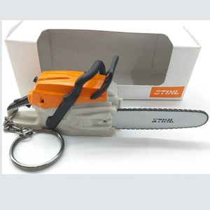 Llavero con Mini Motosierra Eléctrica Stihl, Regalo para Navidad, para un Compañero de Clase - Product Image 4