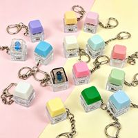 1 pièce Mini Clavier Jouet Anti-stress Lumineux LED 13 Couleurs Boutons Amusants Anti-stress Porte-clés Portable