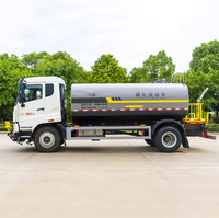 Camion-citerne à eau HOWO de 15 000 litres