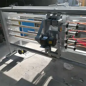 Mesin Pengamplasan Tongkat Kayu Empat Stasiun, Perangkat Cangkul Otomatis 1.7M, Mesin Pembuat Batang Daur Ulang Kayu Limbah