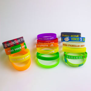 سوار مطاطي مخصص سوار معصم بلاستيكي مخصص مع شعار سوار معصم مصنعين في الصين - Product Image 5