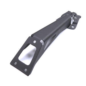 Accessoires de moto Ducati Hypermotard 950 modifiés en fibre de carbone : Garde-boue latéral et cache-guide en carbone pur - Product Image 6