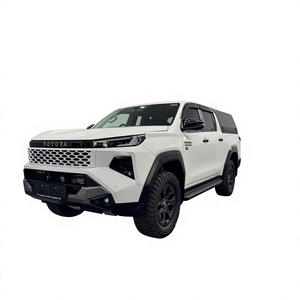 Toyota Hilux Travo Overland 2.8 Diesel Turbo Automatique 2025 d'occasion, sièges en cuir, barres de toit en alliage d'aluminium, pneus R19 - Product Image 1