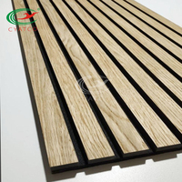 Panneaux acoustiques CYATCO 600*2400mm en MDF 100% fibre de polyester ignifuge et écologique, design à lattes en placage naturel pour les halls