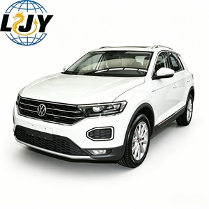 Auto Usado <span class=keywords><strong>2022</strong></span> VW <span class=keywords><strong>T</strong></span>-<span class=keywords><strong>ROC</strong></span> 280TSI DSG, Dos Ruedas Motrices, Elite PLUS, SUV Compacto, Exportación Global, en Stock - Product Image 1