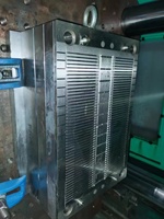 Machine de fabrication de serre-câble en nylon, machine de serre-câble en plastique