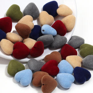 Горячие продажи DIY аксессуары 16 мм в форме сердца ручной работы акриловые Бархатные бусины опции пластиковые - Product Image 5