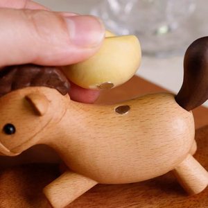 Ornement Cheval du Zodiaque en Bois de Hêtre, Cheval à Bascule Magnétique, Décoration de Bureau Feng Shui, Cadeau du Nouvel An Chinois - Product Image 4