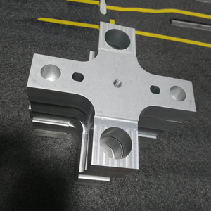 Phần cứng trung tâm dọc dịch vụ gia công <span class=keywords><strong>CNC</strong></span> - Product Image 2