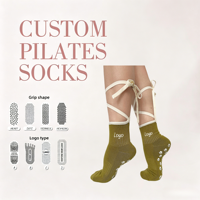 Chaussettes de Pilates personnalisées antidérapantes avec logo et ruban en dentelle pour femmes Calzini
