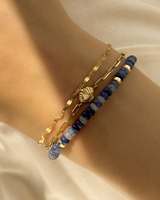 Bracelets populaires à faible MOQ en pierres naturelles superposées et perles d'eau douce, avec breloque en or 18 carats et perles facettées minuscules, ensemble de bracelets en pierres précieuses pour cadeau
